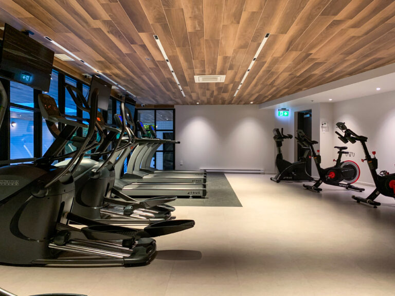 Salle de fitness par Club Piscine
